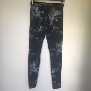Nike yoga stretch pants